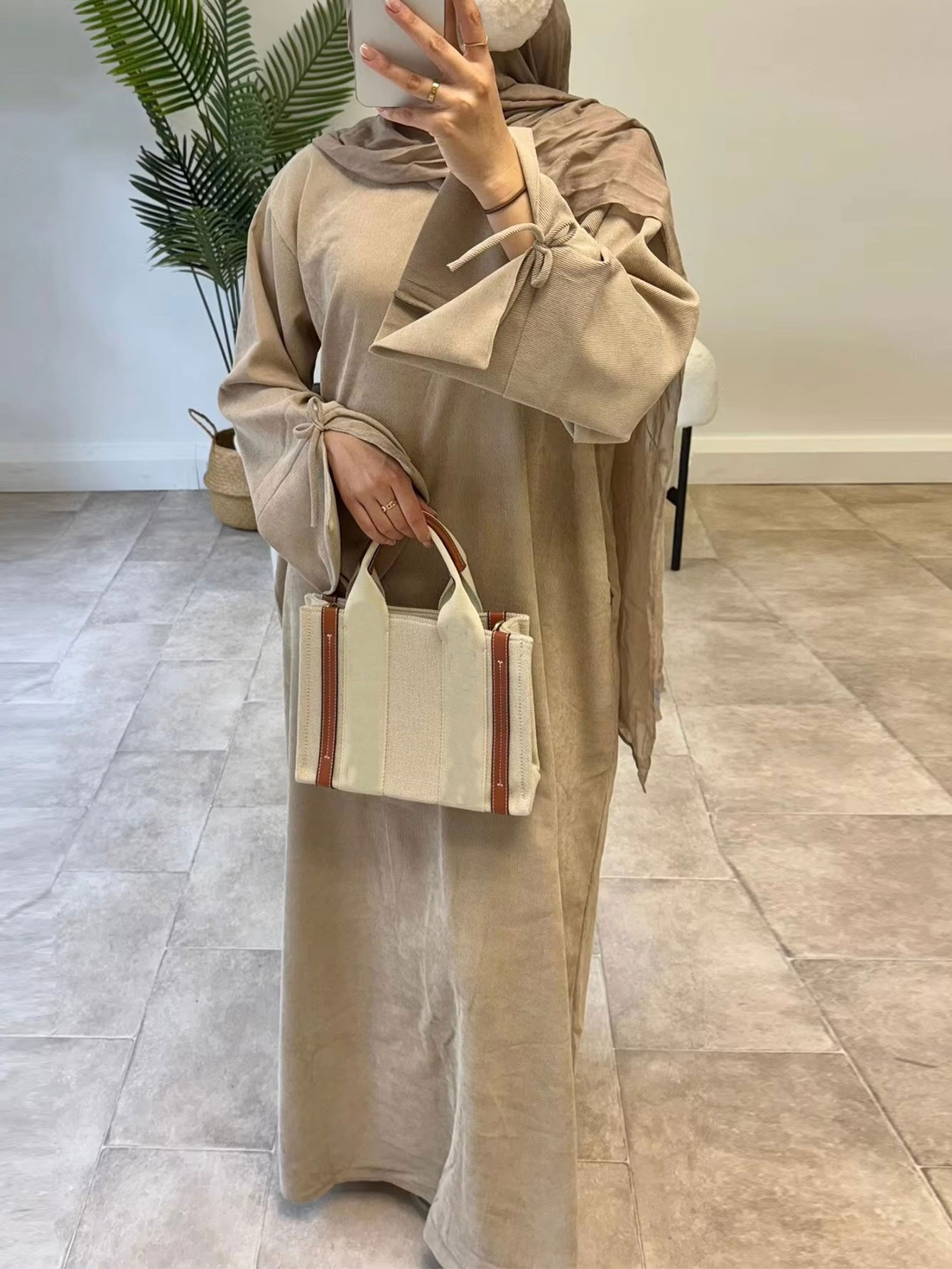 Abaya Modest Wear - ラマダン-女性のための弓とカフタンのドレス,豪華なコーデュロイ,アラビアのイスラム教徒のイスラム教徒の服,控えめな服,イスラムのパーティー,トルコのカフタンのファッション