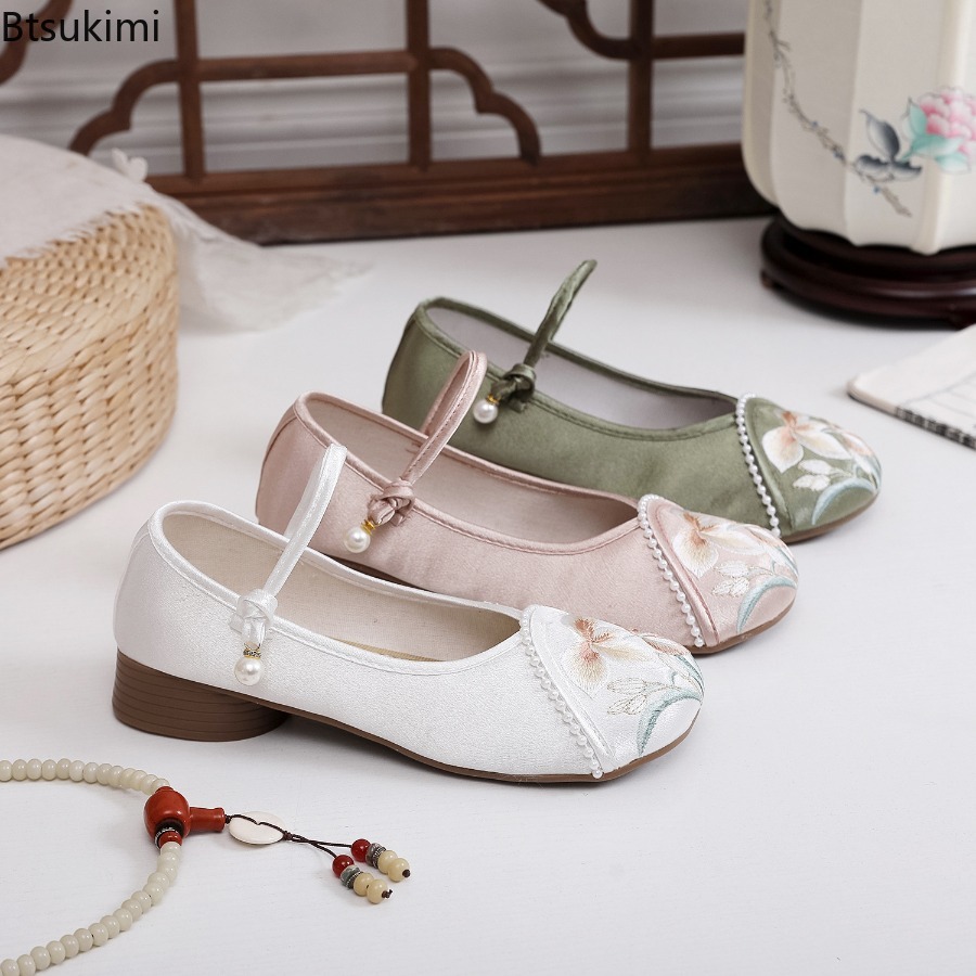 ファッション刺繍中国風ローヒール婦人靴エレガントカジュアルレ - Ethnic Fashion In のレビューと価格
