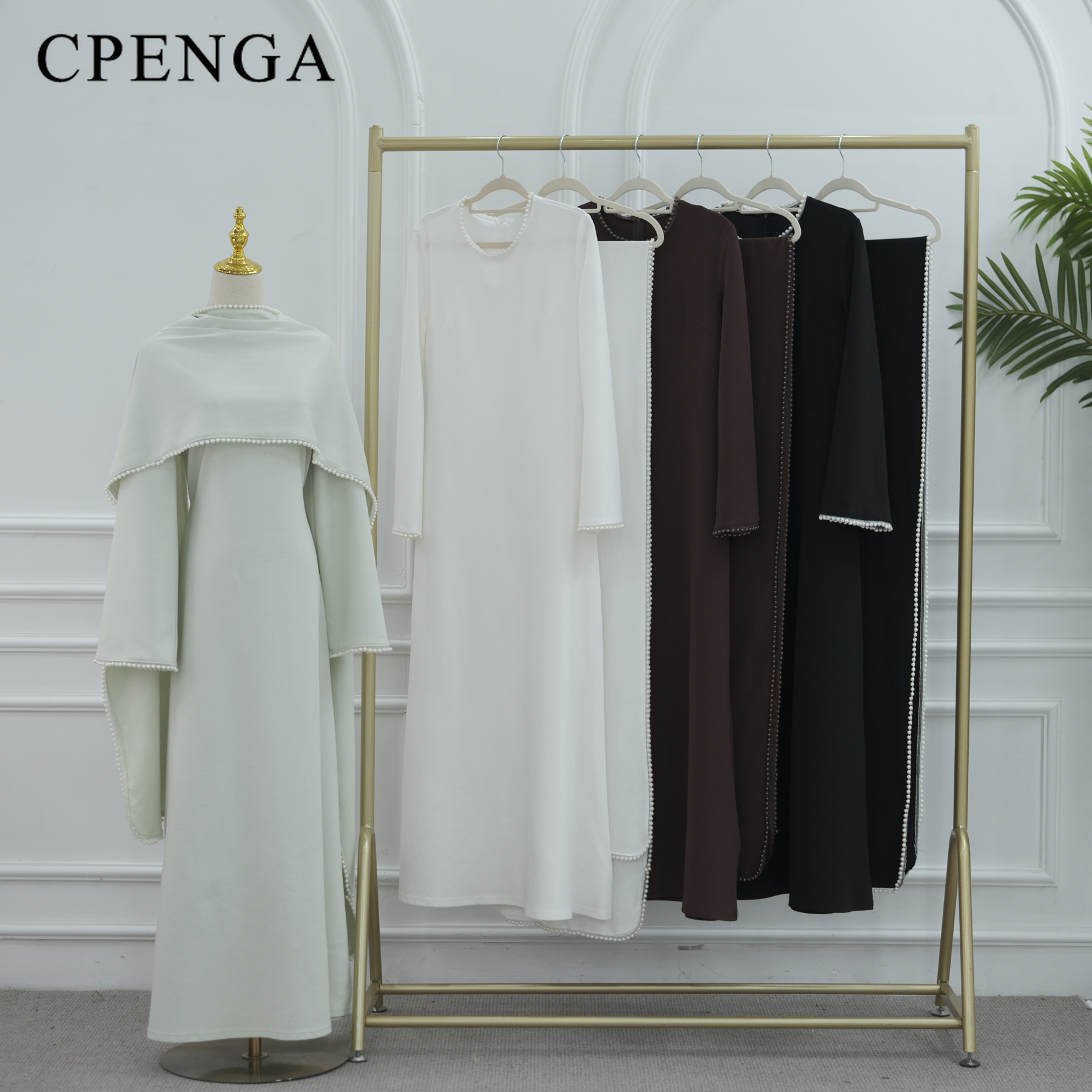 豪華なドバイアバヤ、ビーズ付きケープ付き、ムスリム女性向けエ - Abaya Modest Wear のレビューと価格